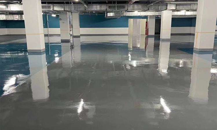 清遠碧桂園山湖城御景灣地下車庫地坪漆工程